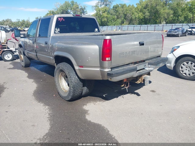 2000 Chevrolet K3500 მანქანა იყიდება აუქციონზე, vin: 1GCHK33J9YF444621, აუქციონის ნომერი: 46146833