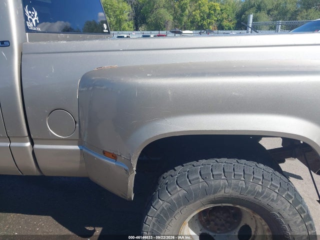 2000 Chevrolet K3500 მანქანა იყიდება აუქციონზე, vin: 1GCHK33J9YF444621, აუქციონის ნომერი: 46146833