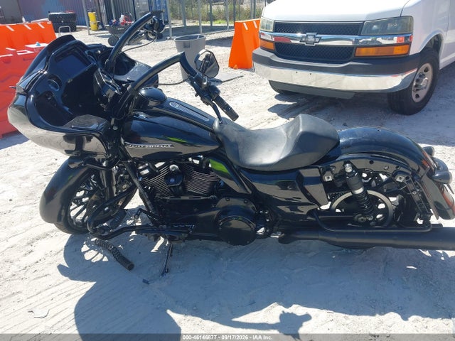Harley-Davidson FLTRXS 2019 1HD1KTP15KB656795 Image 13