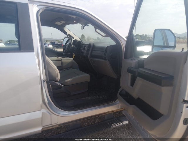Продажа на аукционе авто 2017 Ford F-450 Xl, vin: 1FT8W4DT3HEE15051, номер лота: 46146906
