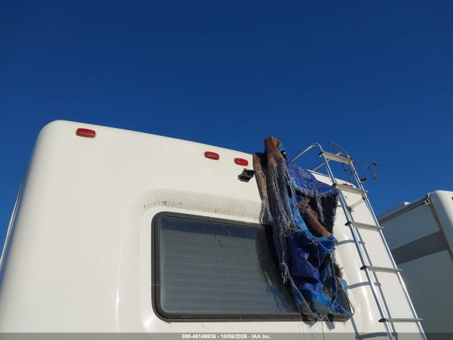 Auction sale of the 1999 Ford F550 Super Duty Stripped Chass, vin: 3FCMF53SXXJA30707, lot number: 46146936