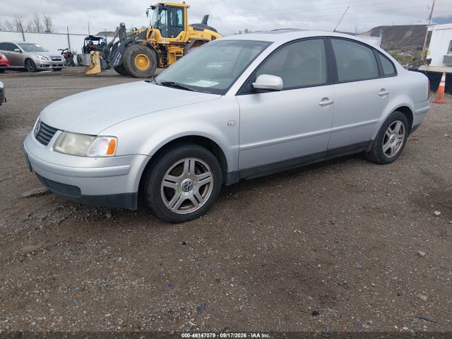 46147079 :رقم المزاد ، WVWEH63B61E033166 vin ، 2001 Volkswagen Passat Glx مزاد بيع