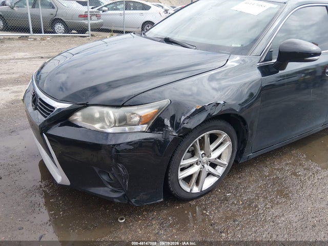 Lexus CT 200H 2015 JTHKD5BH6F2250416 Image 6