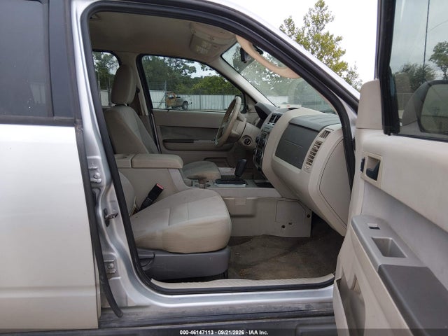 46147113 :رقم المزاد ، 1FMCU9DG2AKD44315 vin ، 2010 Ford Escape Xlt مزاد بيع