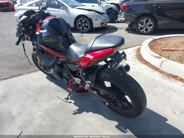 Kawasaki Ex650 M 2021 ML5EXEM14MDA41406 Image 3