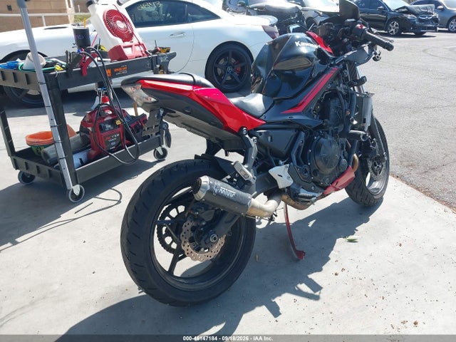 Kawasaki Ex650 M 2021 ML5EXEM14MDA41406 Image 4