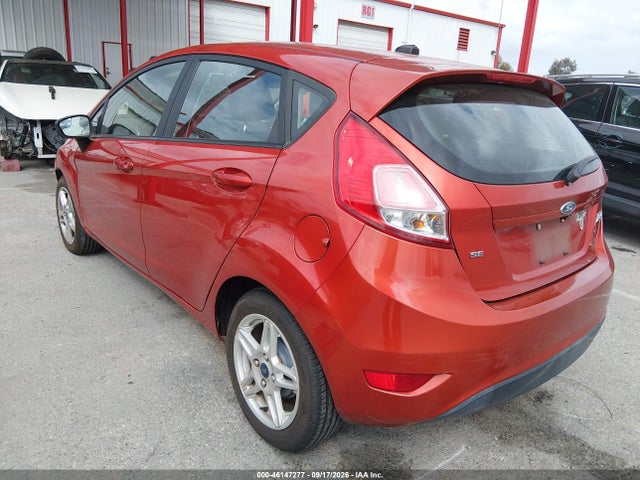 Ford FIESTA SE 2018 3FADP4EJ3JM147021 Image 3