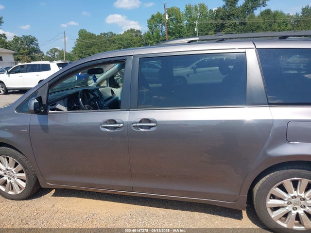 46147279 :رقم المزاد ، 5TDDZ3DC6HS179702 vin ، 2017 Toyota Sienna Xle 7 Passenger مزاد بيع