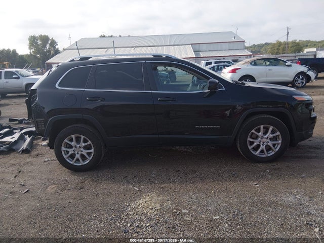 Продажа на аукционе авто 2017 Jeep Cherokee Latitude 4x4, vin: 1C4PJMCS2HD217974, номер лота: 46147299
