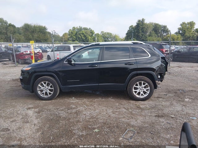 Продажа на аукционе авто 2017 Jeep Cherokee Latitude 4x4, vin: 1C4PJMCS2HD217974, номер лота: 46147299
