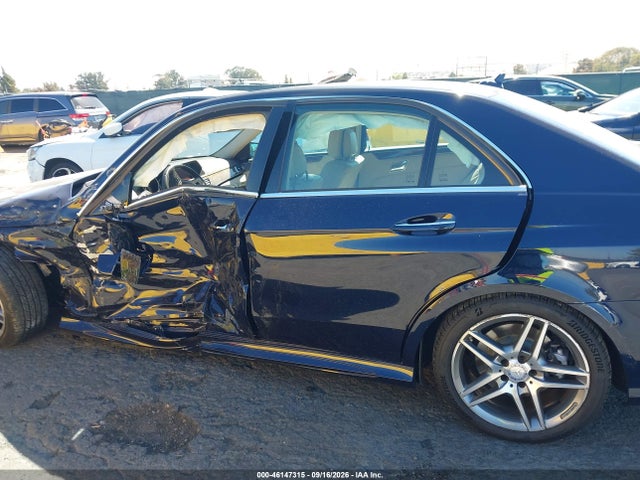 WDDHF9BBXEA836605 Mercedes-Benz E 550 4matic