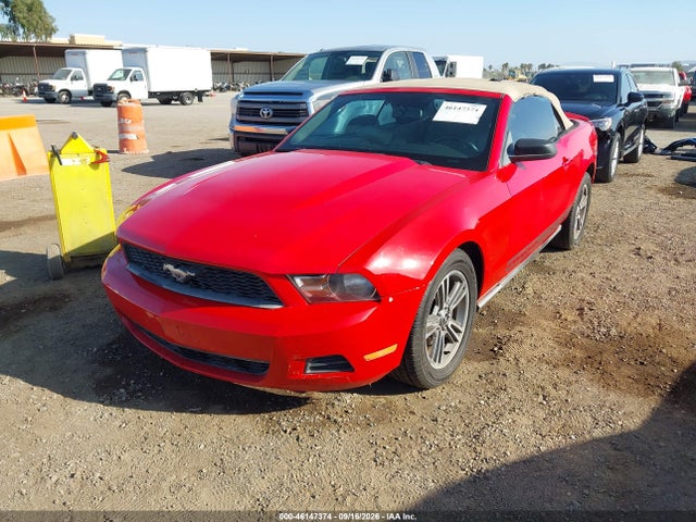 2010 Ford Mustang V6/v6 Premium მანქანა იყიდება აუქციონზე, vin: 1ZVBP8EN0A5121930, აუქციონის ნომერი: 46147374