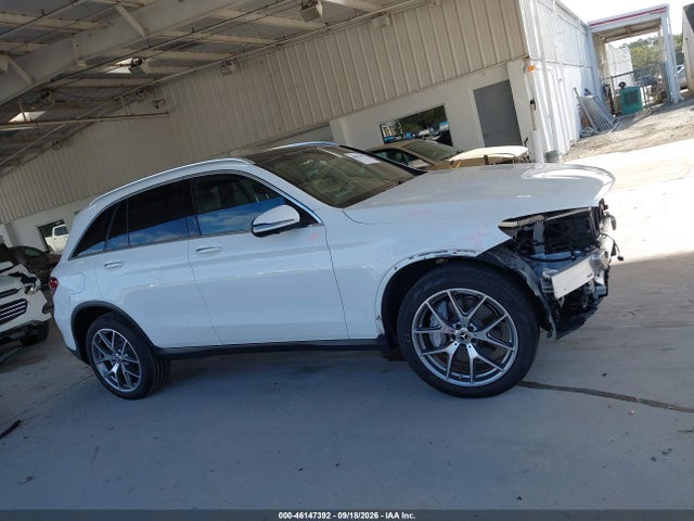 46147392 :رقم المزاد ، W1N0G8EB3LF767498 vin ، 2020 Mercedes-benz Glc 300 4matic مزاد بيع