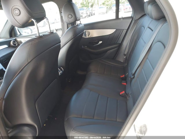 46147392 :رقم المزاد ، W1N0G8EB3LF767498 vin ، 2020 Mercedes-benz Glc 300 4matic مزاد بيع