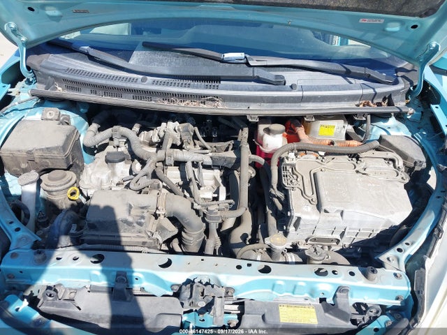 2013 Toyota Prius C Three მანქანა იყიდება აუქციონზე, vin: JTDKDTB30D1046112, აუქციონის ნომერი: 46147425