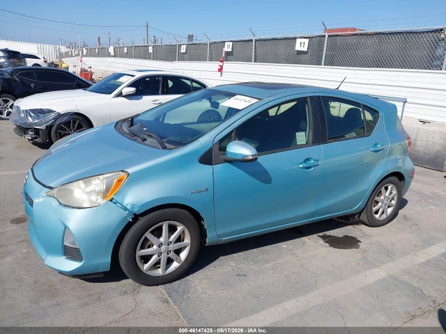 2013 Toyota Prius C Three მანქანა იყიდება აუქციონზე, vin: JTDKDTB30D1046112, აუქციონის ნომერი: 46147425