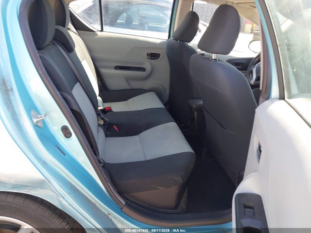 2013 Toyota Prius C Three მანქანა იყიდება აუქციონზე, vin: JTDKDTB30D1046112, აუქციონის ნომერი: 46147425
