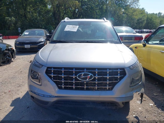 46147482 :رقم المزاد ، KMHRC8A38SU405813 vin ، 2025 Hyundai Venue Sel مزاد بيع