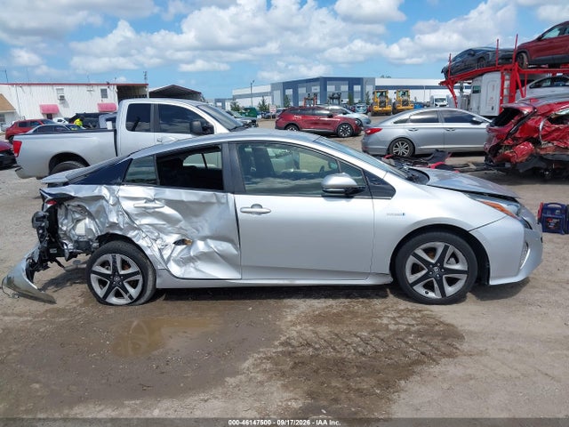Продаж на аукціоні авто 2018 Toyota Prius Three Touring, vin: JTDKARFU1J3058414, номер лоту: 46147500