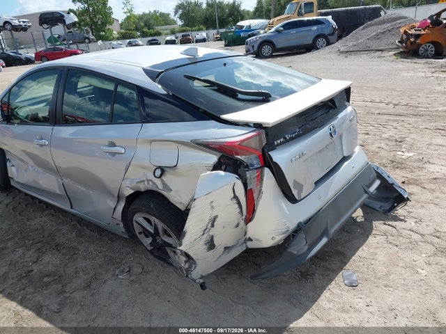 Продаж на аукціоні авто 2018 Toyota Prius Three Touring, vin: JTDKARFU1J3058414, номер лоту: 46147500
