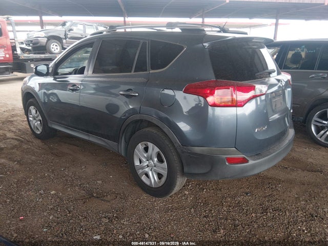 Toyota RAV4 LE 2014 JTMZFREV6ED027931 Image 3