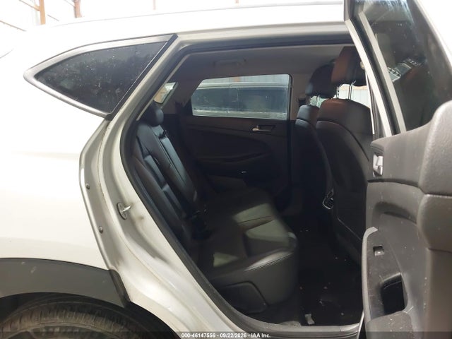 Продаж на аукціоні авто 2017 Hyundai Tucson Se Plus, vin: KM8J33A48HU527833, номер лоту: 46147556
