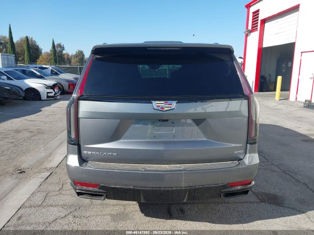 Продаж на аукціоні авто 2021 Cadillac Escalade Esv 4wd Sport Platinum, vin: 1GYS4RKL7MR260710, номер лоту: 46147592