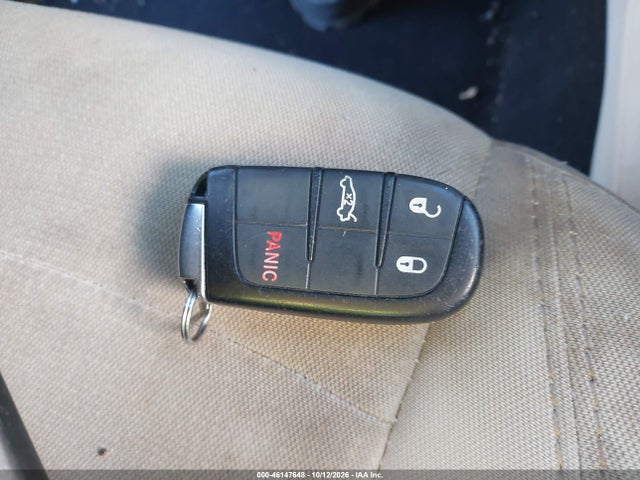 Продаж на аукціоні авто 2016 Chrysler 200 Limited, vin: 1C3CCCAB5GN137927, номер лоту: 46147648