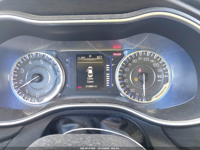 Продаж на аукціоні авто 2016 Chrysler 200 Limited, vin: 1C3CCCAB5GN137927, номер лоту: 46147648