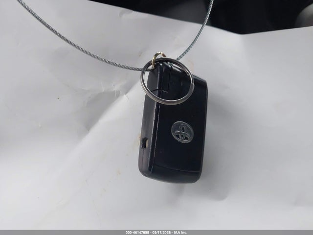 2005 Toyota Prius მანქანა იყიდება აუქციონზე, vin: JTDKB20U553127575, აუქციონის ნომერი: 46147658