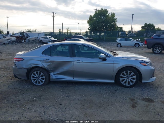 Toyota CAMRY LE 2019 4T1B11HK7KU723157 Image 13