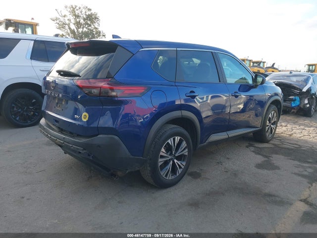 5N1BT3BA3PC829379 Nissan Rogue Sv Fwd