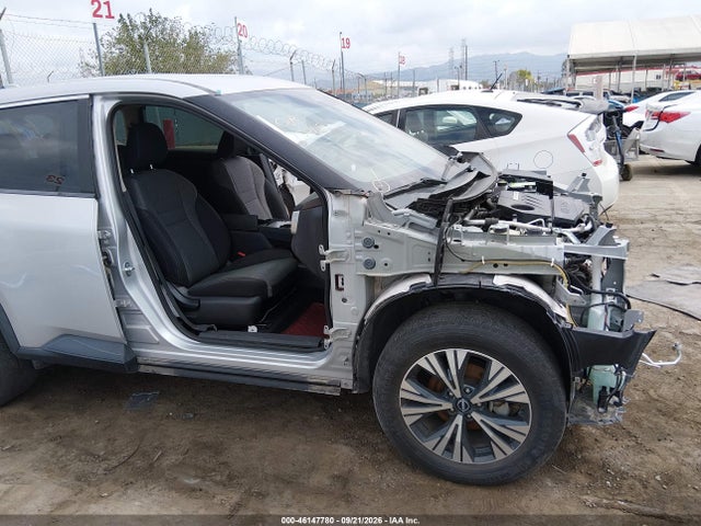 46147780 :رقم المزاد ، 5N1BT3BA1PC692653 vin ، 2023 Nissan Rogue Sv Fwd مزاد بيع