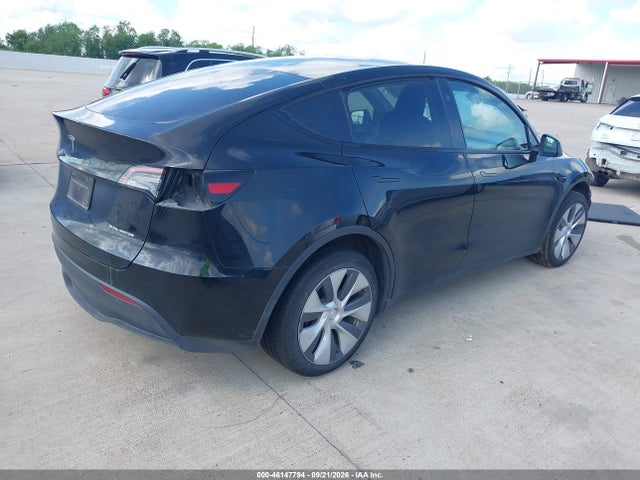 7SAYGDEE1RA253823 Tesla Model Y Long Range Dual Motor All-wheel Drive