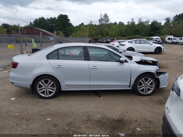 Продажа на аукционе авто 2017 Volkswagen Jetta 1.8t Sel/1.8t Sel Premium, vin: 3VWL17AJ1HM389067, номер лота: 46147837