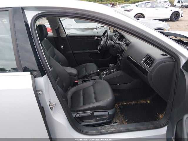 Продажа на аукционе авто 2017 Volkswagen Jetta 1.8t Sel/1.8t Sel Premium, vin: 3VWL17AJ1HM389067, номер лота: 46147837