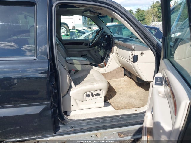 2002 Cadillac Escalade Ext Standard მანქანა იყიდება აუქციონზე, vin: 3GYEK63N72G224272, აუქციონის ნომერი: 46147839