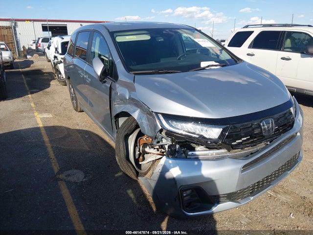 2026 Honda Odyssey Touring მანქანა იყიდება აუქციონზე, vin: 5FNRL6H80TB077579, აუქციონის ნომერი: 46147874