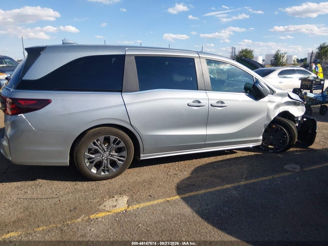 2026 Honda Odyssey Touring მანქანა იყიდება აუქციონზე, vin: 5FNRL6H80TB077579, აუქციონის ნომერი: 46147874