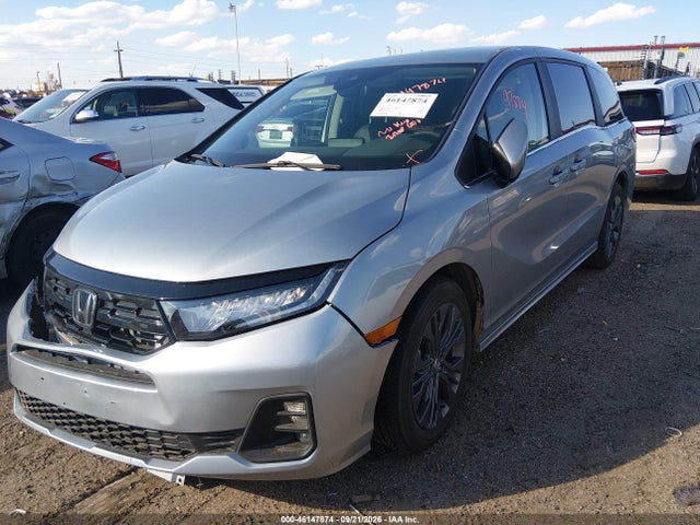 2026 Honda Odyssey Touring მანქანა იყიდება აუქციონზე, vin: 5FNRL6H80TB077579, აუქციონის ნომერი: 46147874
