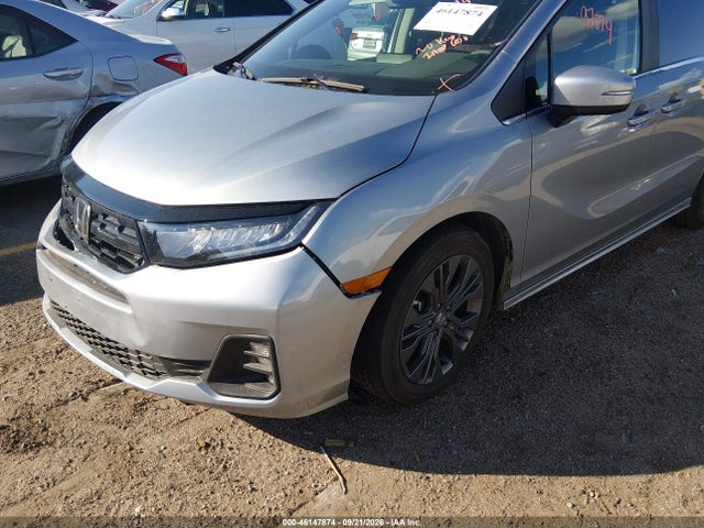 2026 Honda Odyssey Touring მანქანა იყიდება აუქციონზე, vin: 5FNRL6H80TB077579, აუქციონის ნომერი: 46147874