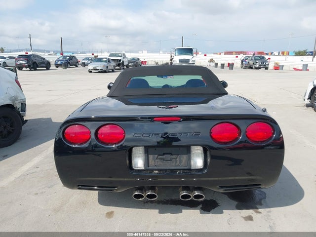 46147936 :رقم المزاد ، 1G1YY32G2W5122340 vin ، 1998 Chevrolet Corvette مزاد بيع