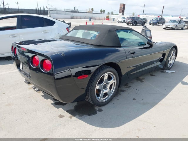 46147936 :رقم المزاد ، 1G1YY32G2W5122340 vin ، 1998 Chevrolet Corvette مزاد بيع