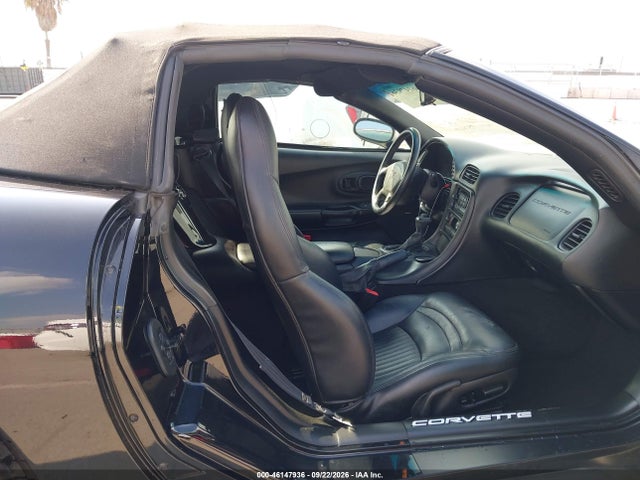 46147936 :رقم المزاد ، 1G1YY32G2W5122340 vin ، 1998 Chevrolet Corvette مزاد بيع