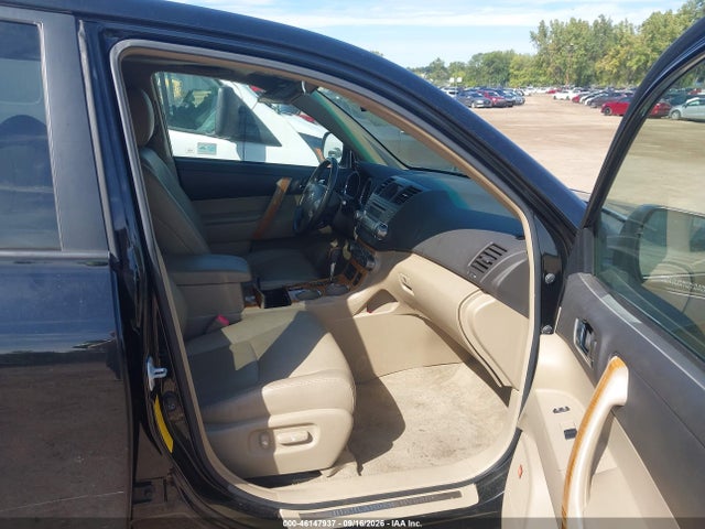 2009 Toyota Highlander Hybrid Limited მანქანა იყიდება აუქციონზე, vin: JTEEW44A492035409, აუქციონის ნომერი: 46147937
