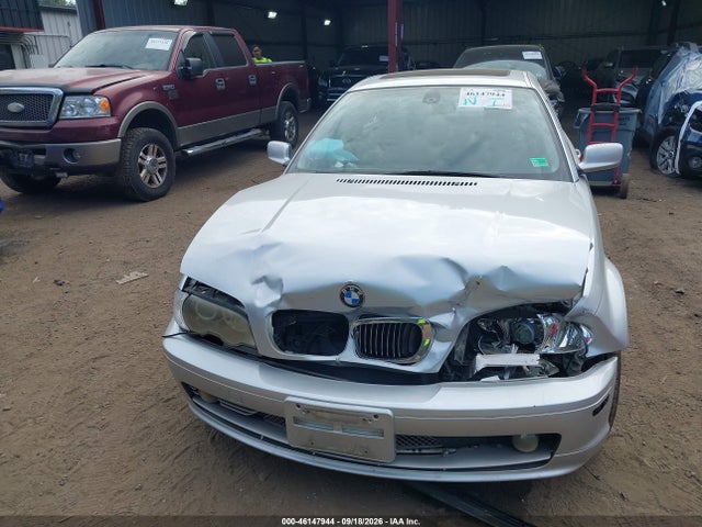 46147944 :رقم المزاد ، WBABN53452JU39467 vin ، 2002 Bmw 330ci مزاد بيع