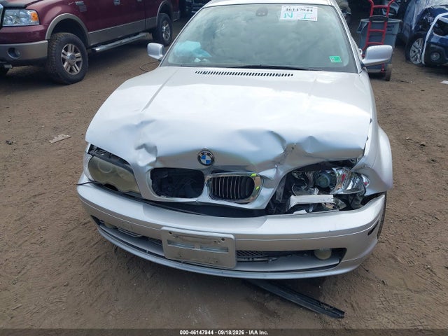46147944 :رقم المزاد ، WBABN53452JU39467 vin ، 2002 Bmw 330ci مزاد بيع