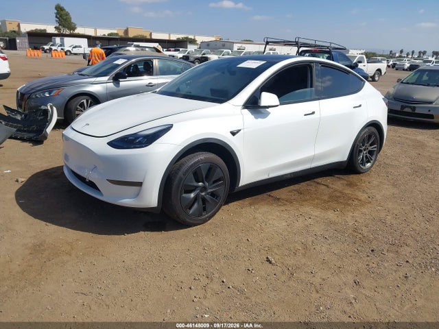 Продаж на аукціоні авто 2024 Tesla Model Y Long Range Single Motor Rear-wheel Drive/rwd, vin: 7SAYGDED1RF168894, номер лоту: 46148009