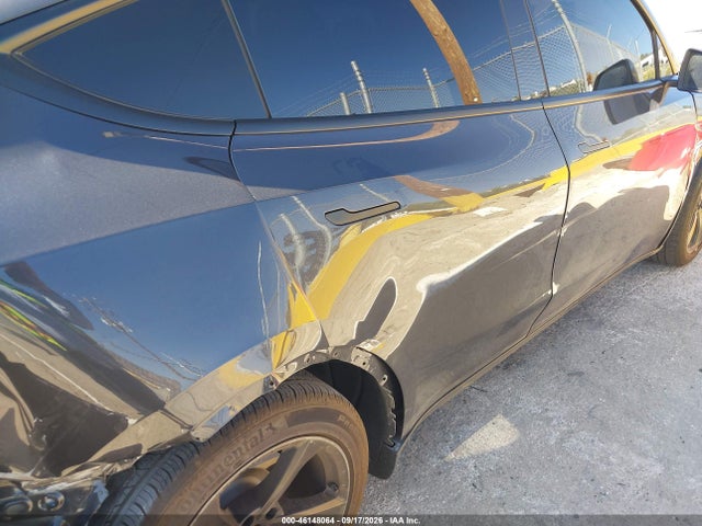 2026 Tesla Model Y Premium Rear-wheel Drive/rear-wheel Drive მანქანა იყიდება აუქციონზე, vin: 7SAYGDED7TF525762, აუქციონის ნომერი: 46148064
