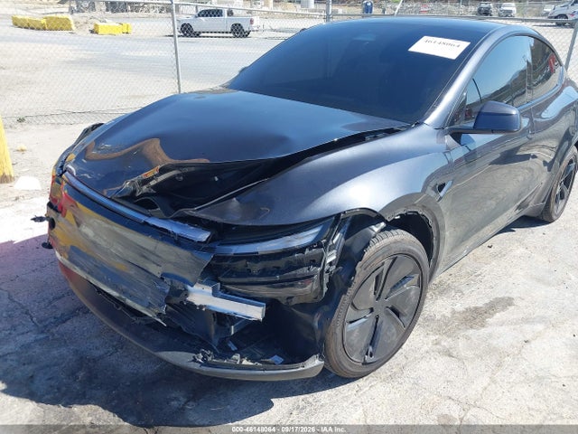 2026 Tesla Model Y Premium Rear-wheel Drive/rear-wheel Drive მანქანა იყიდება აუქციონზე, vin: 7SAYGDED7TF525762, აუქციონის ნომერი: 46148064